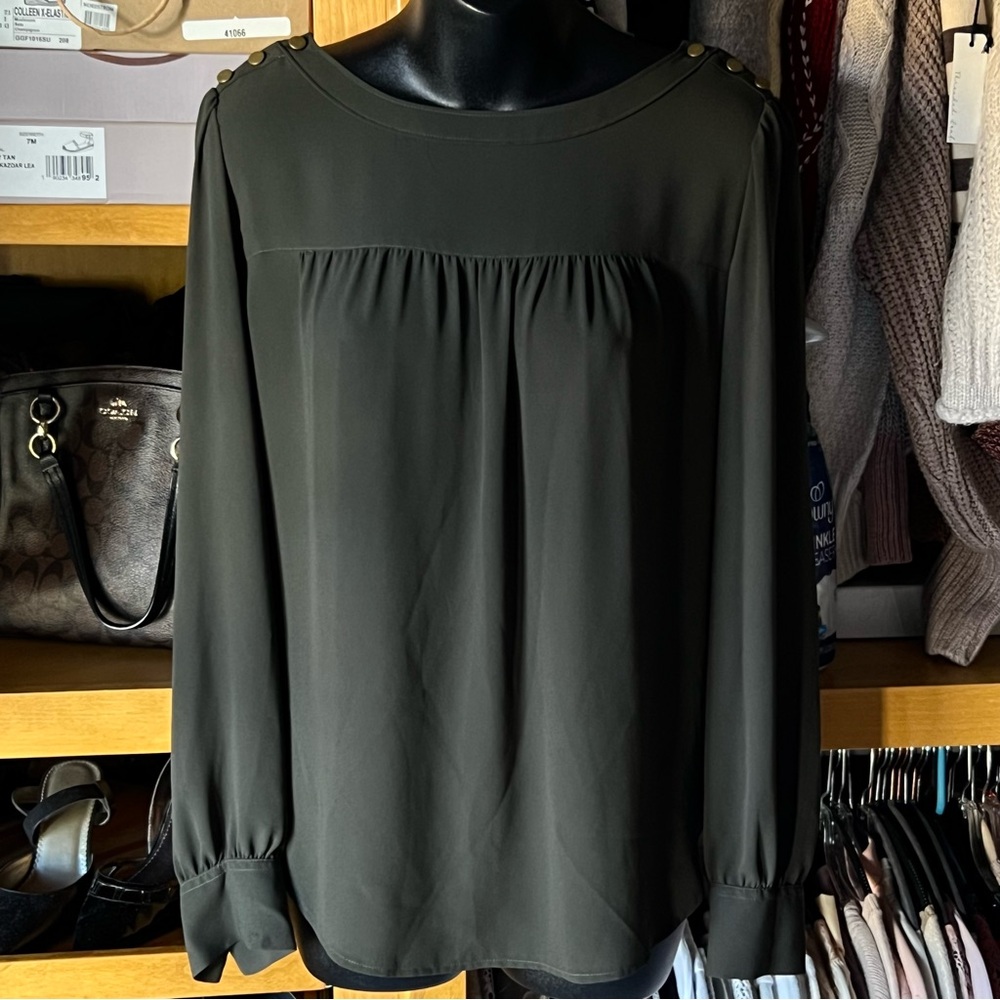 ⭐️BOGO FREE⭐️ LOFT Olive Green Pleated Long Sleeve Blouse